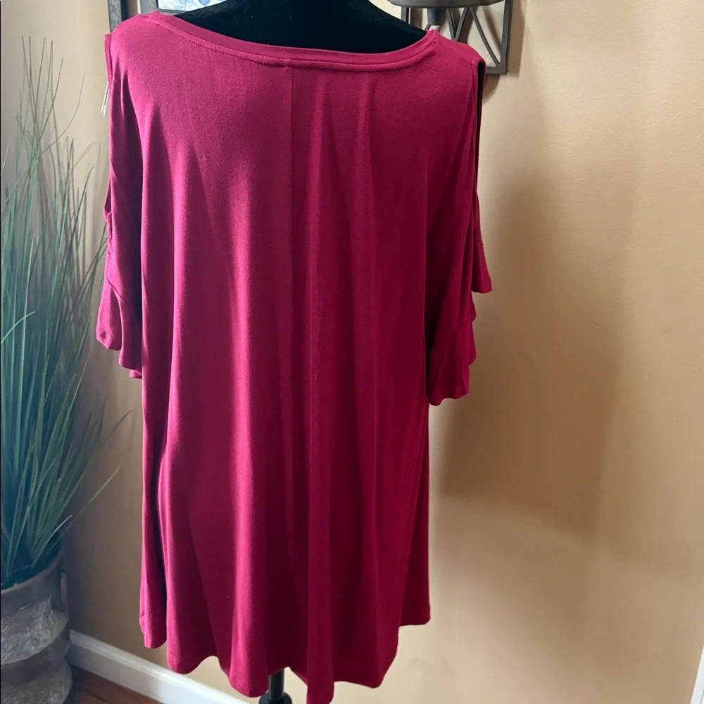 Lane Bryant Red Short Sleeve Swing Top - Picture 3 of 5